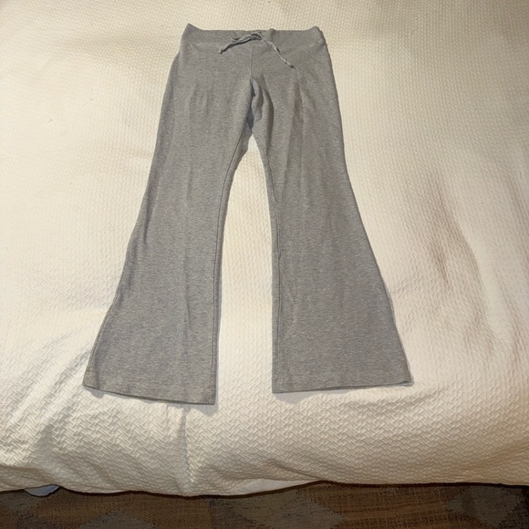 Brandy Melville Light Gray Drawstring Lounge Pants - Picture 2 of 4